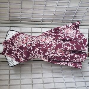 B. Darlin sleeveless high neck princess mini dress junior size 7/8 burg…